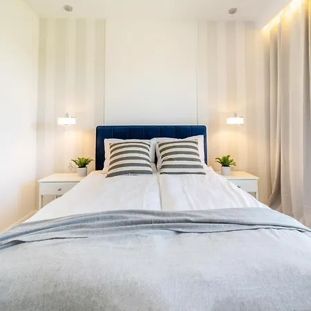 Belle View - 3pok, Nawet 5 łóżek, Piękny Widok Na Rzekę, Tv55 Z Netflix I Max, Parking, Winda Apartamento *