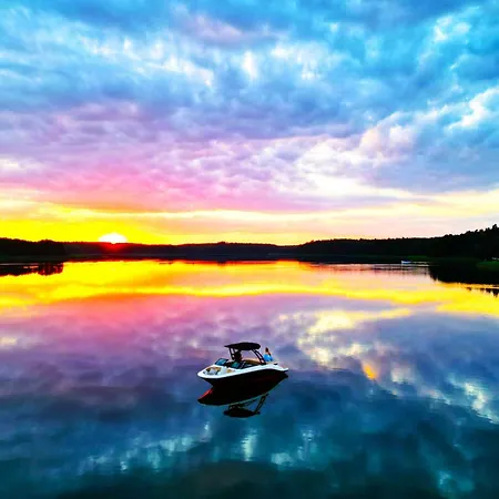 Belle View - 3pok, Nawet 5 Lozek, Piekny Widok Na Rzeke, Tv55