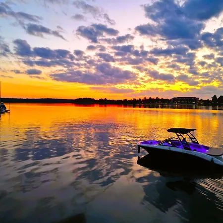 Belle View - 3pok, Nawet 5 Lozek, Piekny Widok Na Rzeke, Tv55